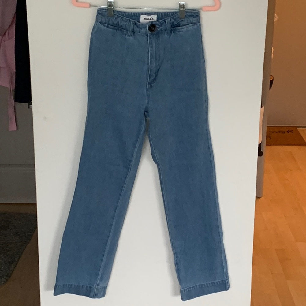 Rolla’s Relaxed Fit Medium Blue Wash High Waisted Jeans (Size 25)